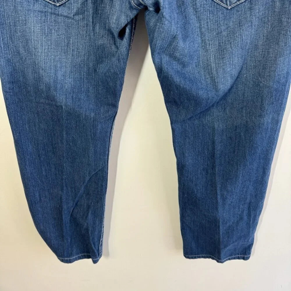 True Religion  Blue Straight Leg Distressed Denim Classic Stitch Jeans Size 34